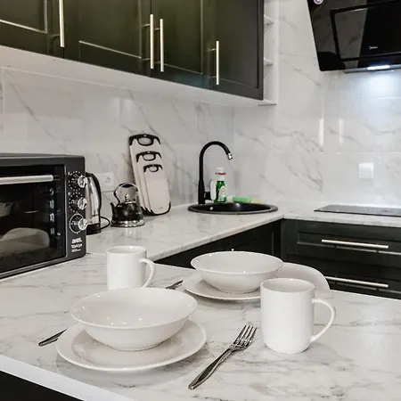Жк Молодёжный Рядом С Арбатом Apartment Almaty Exterior photo